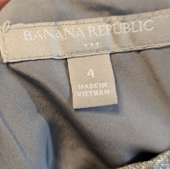 Banana Republic Grey Red Metalic Stripped Skirt Size 4 - Picture 5 of 6